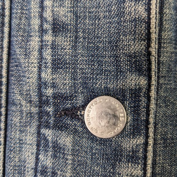 United Colors of Benetton Denim Jacket 100% Cotton Size Small Utility Classic - Picture 3 of 14